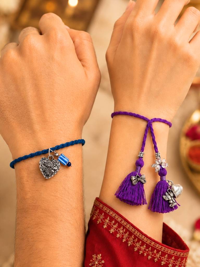 Twin Hearts Bhaiya Bhabhi Rakhi Set : YI24A1000A
