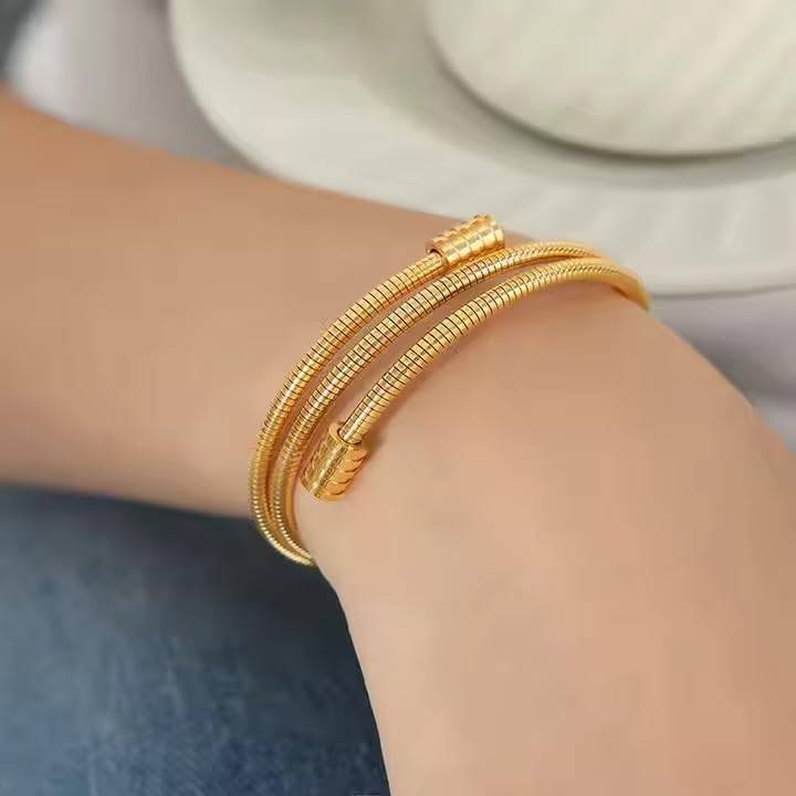 Sia Single Coil Sparkle - Gold | 18K Gold Plated | Waterproof, Hypoallergenic & Anti-Tarnish : DSVDYJ05250011