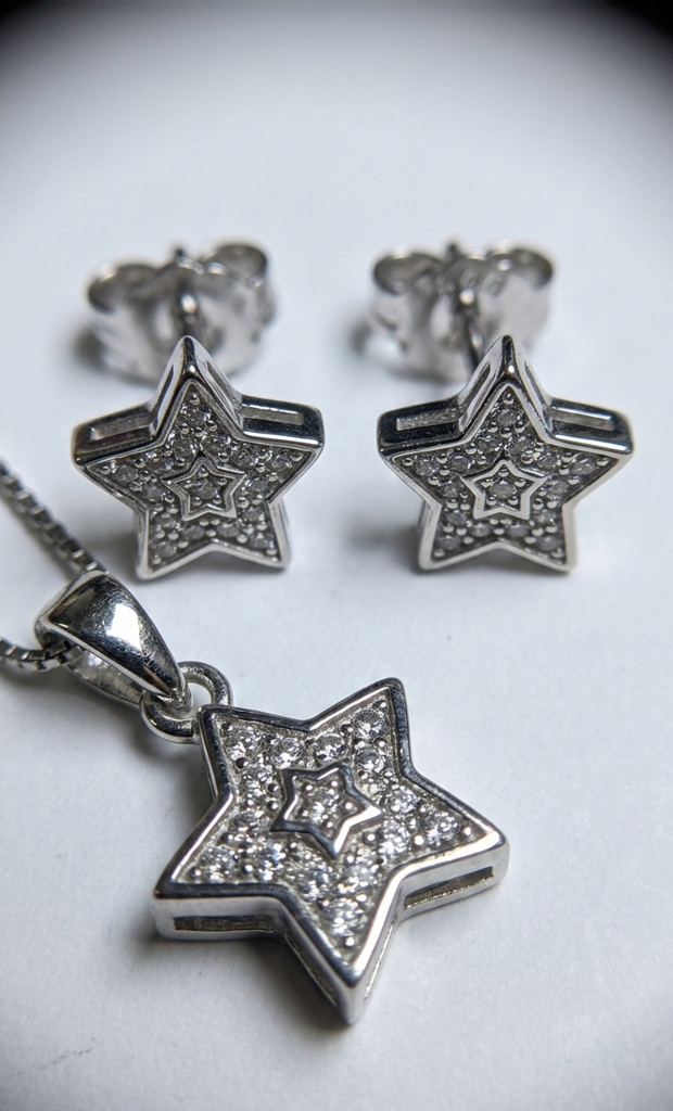 925 Sterling Silver Star Diamond Studded Jewellery Set With Chain : SMK-PD-SET-010-CHN