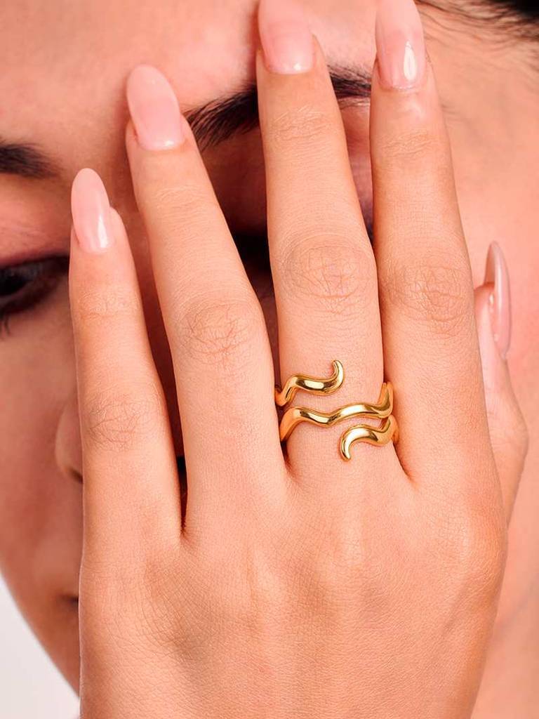 18K Gold Plated Serene Flow Ring Stainless Steel Waterproof & Anti-Tarnish(Size-7) : R85SJSS7G