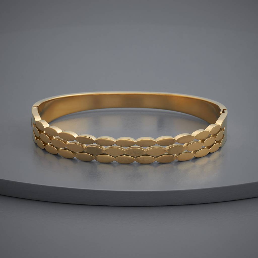 Gold - Plated Casual Wear Trendy Kada - 476254 : 476254