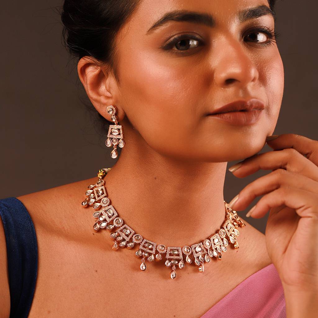 Kundan Opulence Crystal Cascade Necklace Set : 8905124527896