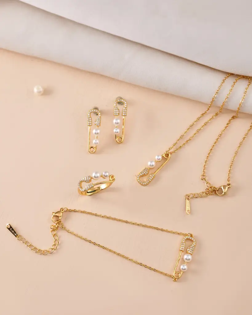 Gold-Tone Pearl Pendant Chain Set With Bracelet And Ring With Crystal Detailing : J25205-34