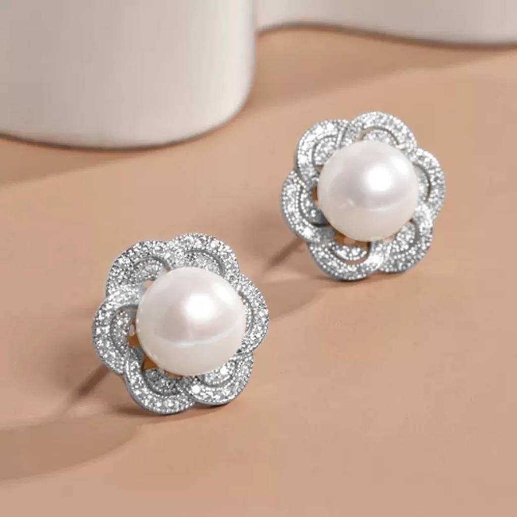 Silver Plated Cz & Pearl Studded Floral Shaped Stud Earrings Fashion Jewellery Gift For Women & Girls : PX9E3020W