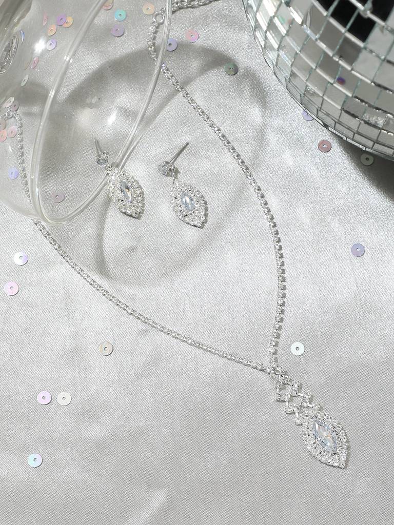 Soraya-Silver Plated Designer Party Necklace And Earring Set For Women : SOHNCK3479