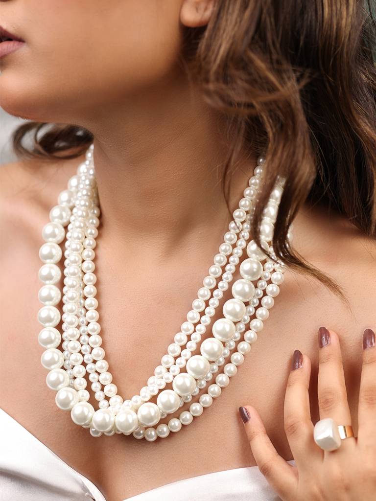 Celeste Pearl Layers Necklace : 410NCK25FW