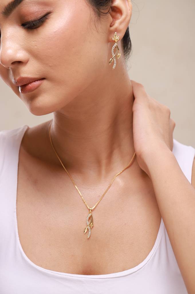 Nivelle Short Pendant Set : 8905124583922