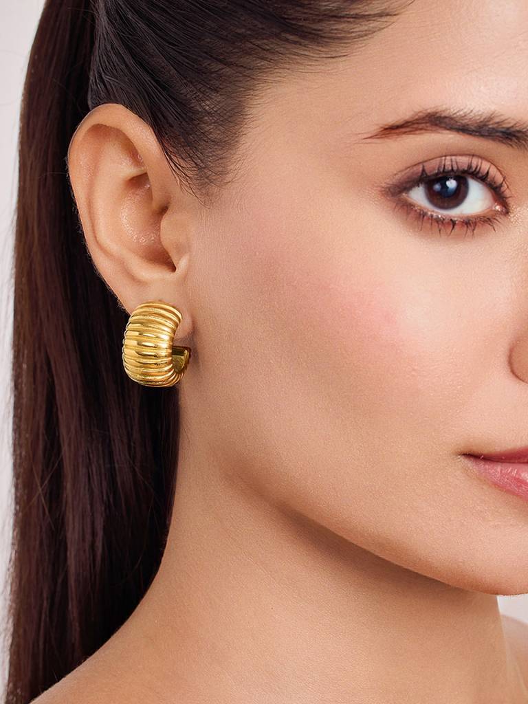 18K Gold Plated Golden Curve Earrings Stainless Steel Waterproof & Anti-Tarnish : E83SJSS0G