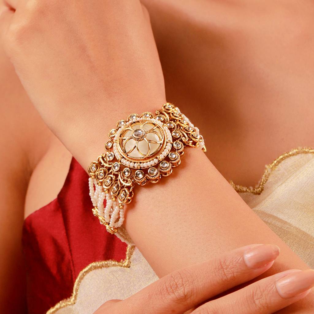 Kundan Opulance White Pearl Floral Yellow Gold-Plated Bracelet : 8905124585476