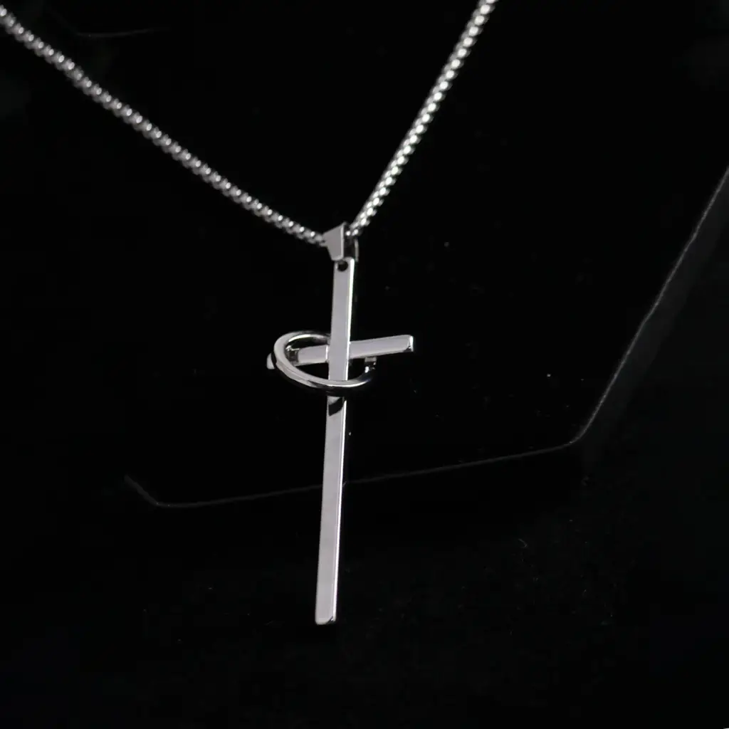 Redeemer Cross Silver Chain : MN1S0014