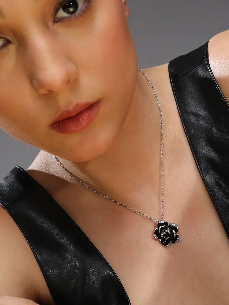 Cordelia-Sohi Silver-Plated Stones Studded Rose Necklace : SOHINC7019