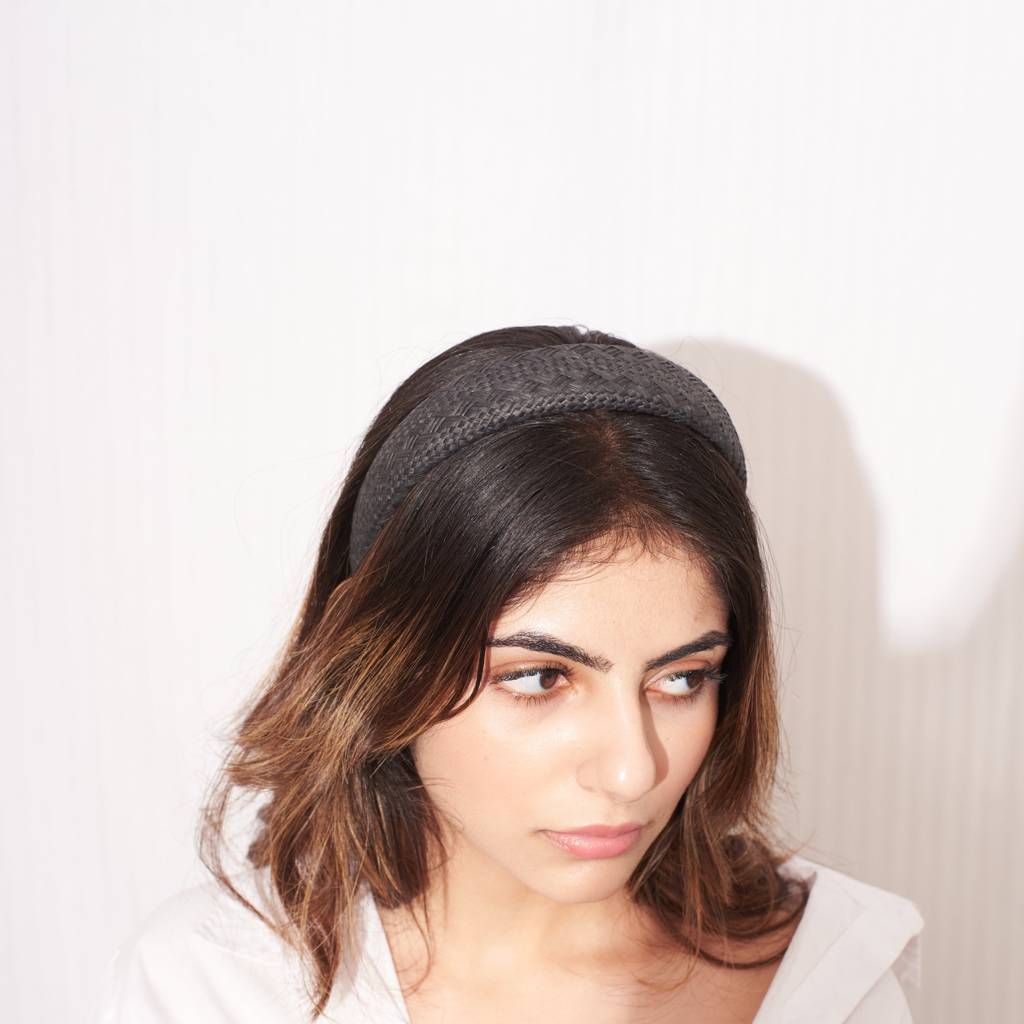 Noir Snugpop Hair Band : HX-HB-S-0051-BK