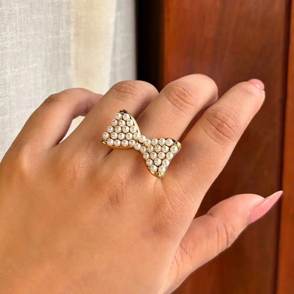Madison Pearl Bow Open Ring : PST401