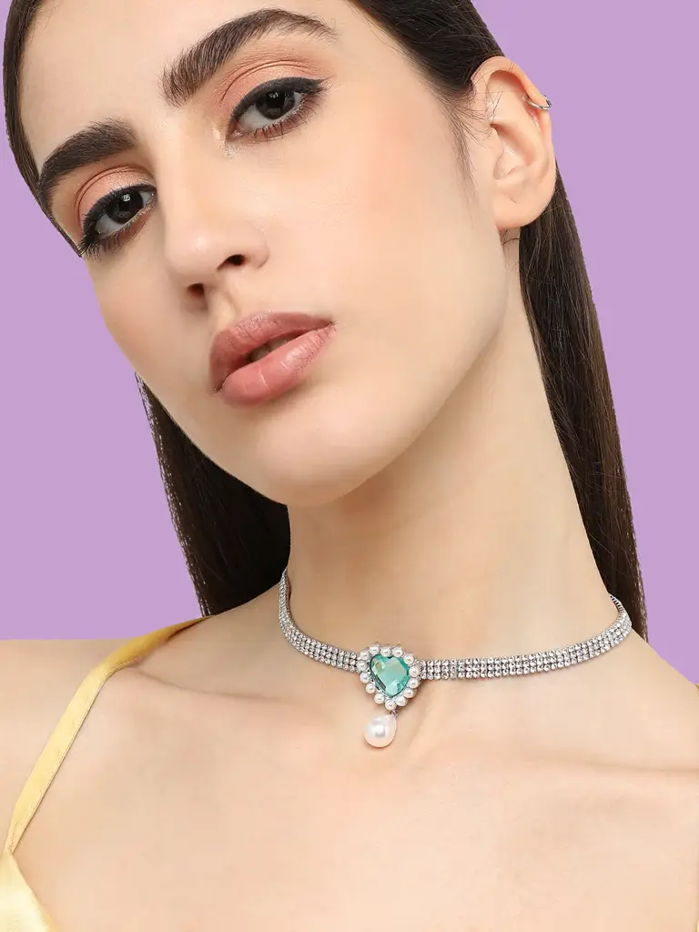 Tameka-Silver Plated Pearls Casual Necklace For Women : SOHNCK4975