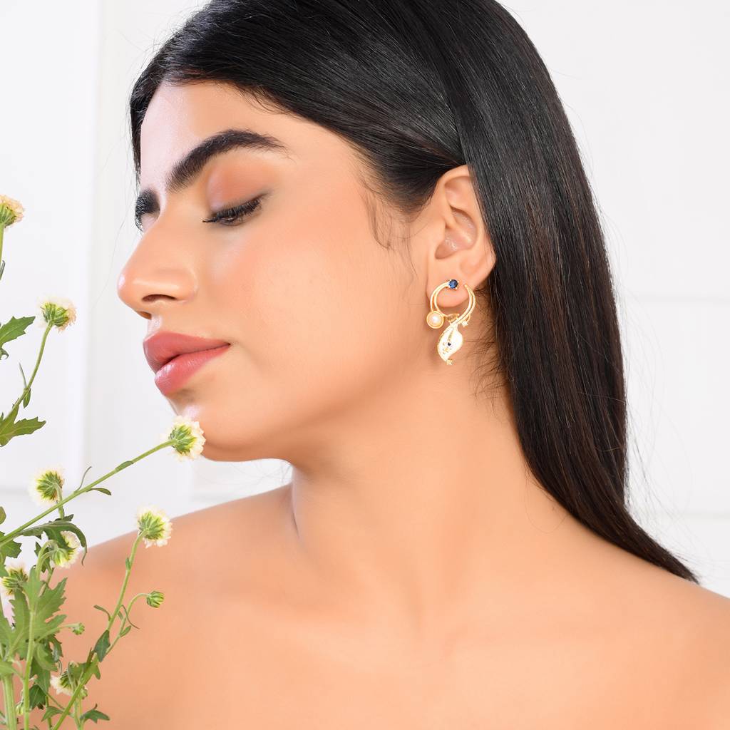 Flower Fantasy Pure Elegance Pearl Petal Earrings : 8905124528800