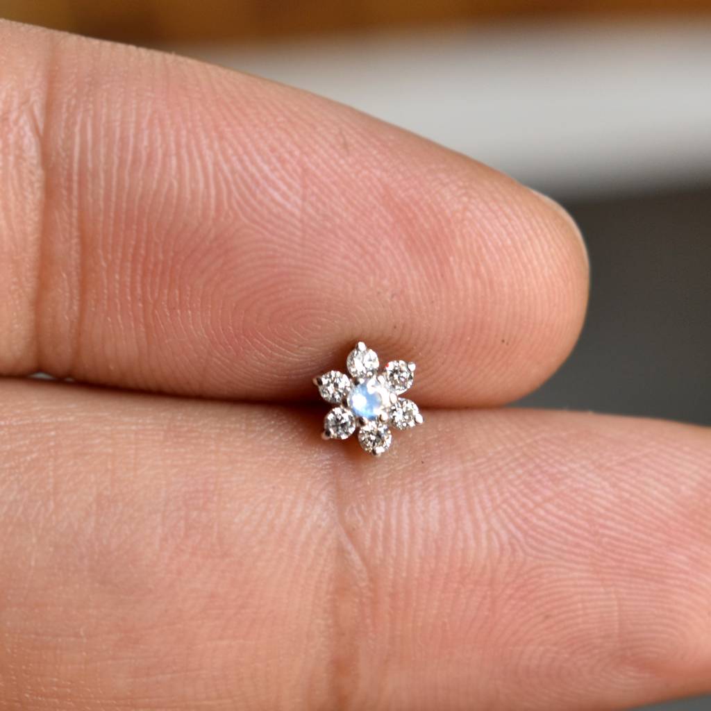 Floral Diamond And Moonstone Nose Stud In 14K White Gold : Np566-14W-E