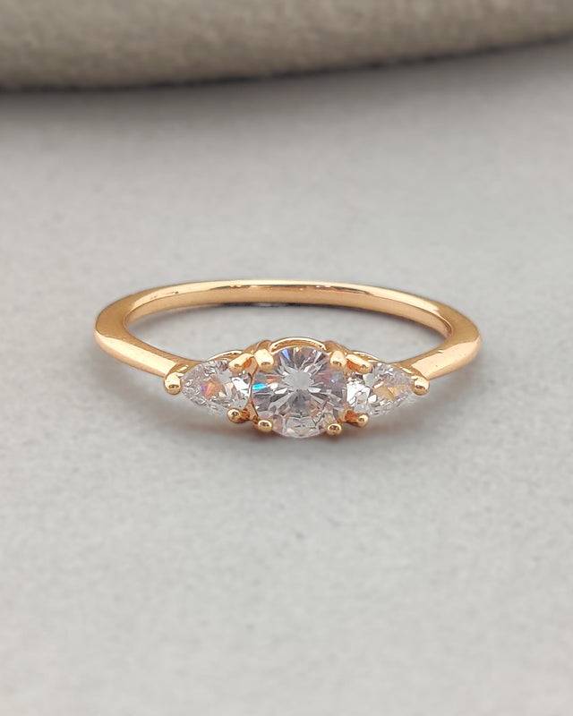 Luminara Ring : R-CR-46-7