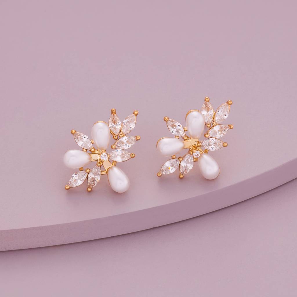 Pearl Gold - Plated Casual Wear Trendy Zircon Earring - 464750 : 464750