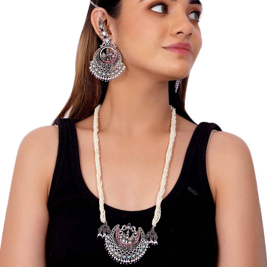 Arabian Nights Crescent Moon Oxidized Necklace Set : 8905124424485