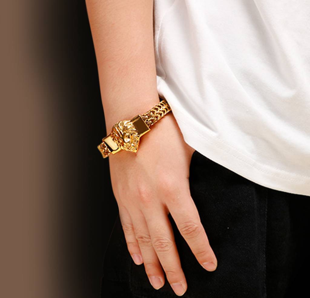 Gold Plated Stainless Steel Metal Bracelet Openable Lion Head Design Stylish Jewellery For Men & Boys : PX5SB64G