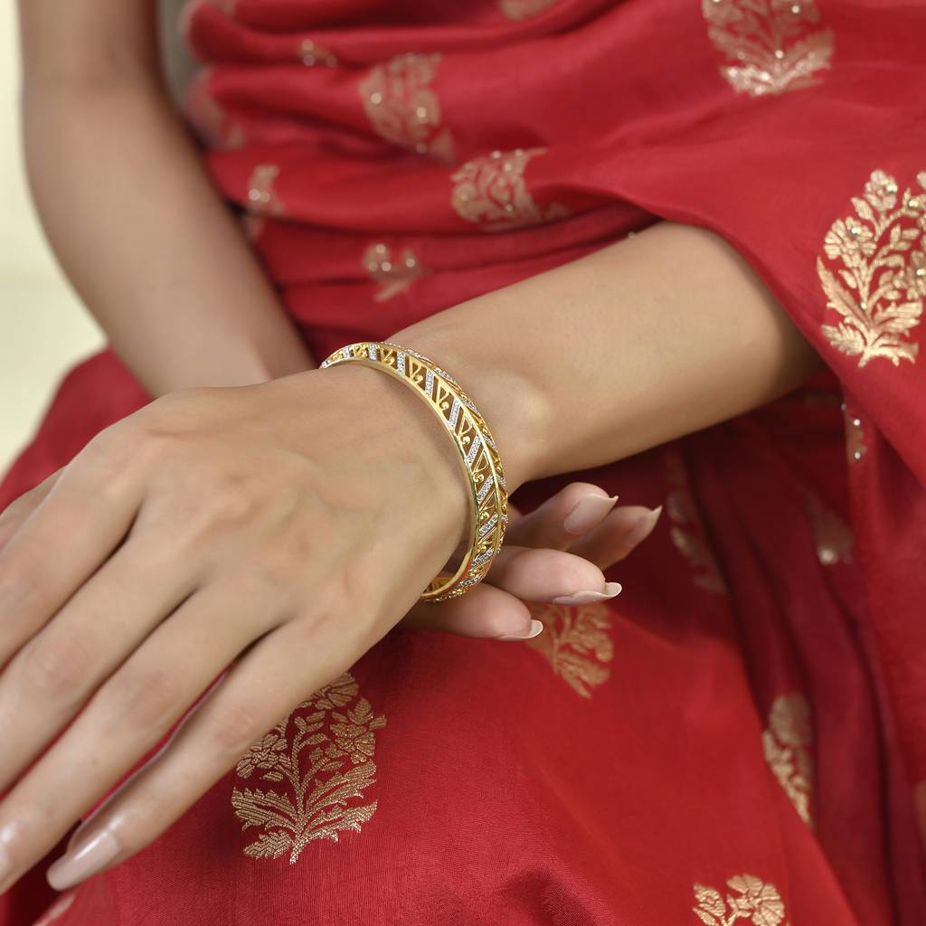 Alpana Timeless Elegance Bangle|Bangles For Women|Women Bangles|Gold Bangles For Women|American Diamond|Festiv : 8905124543407