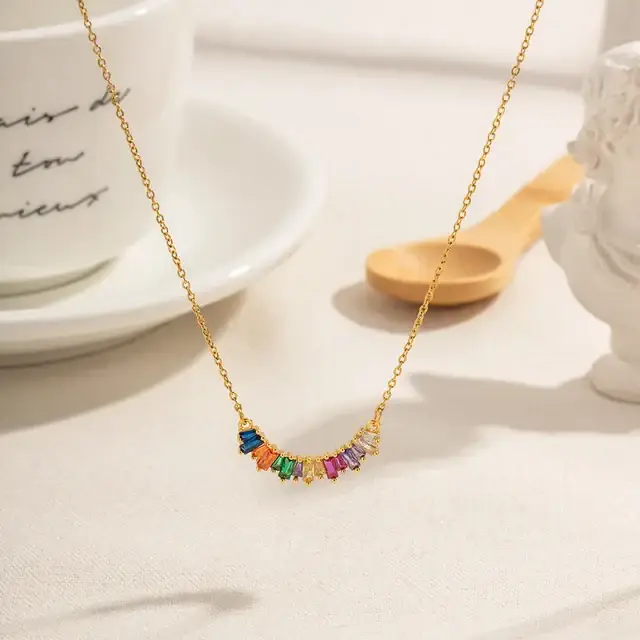Gemstone Crescent Necklace : NS11711