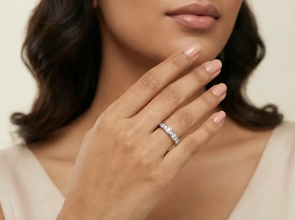 Round Brilliant Cut Diamond Eternity Women'S Ring | Classic Symbolic Love & Life Setting : RF0000007-YE-Silver925-LabD-9