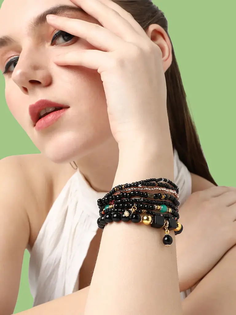 Winnie-Trendy Beaded Bracelet : SOHBRC9942