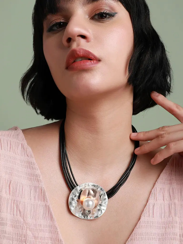 Hadhira-Women'S Gold & Silver Dented Pearl Necklace : SOHINC9820