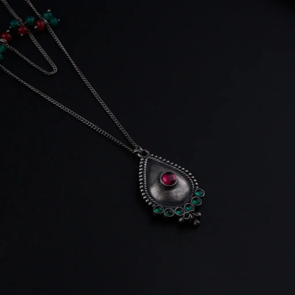 Oxidized Silver Necklace With Ruby And Green Onyx : 80552343