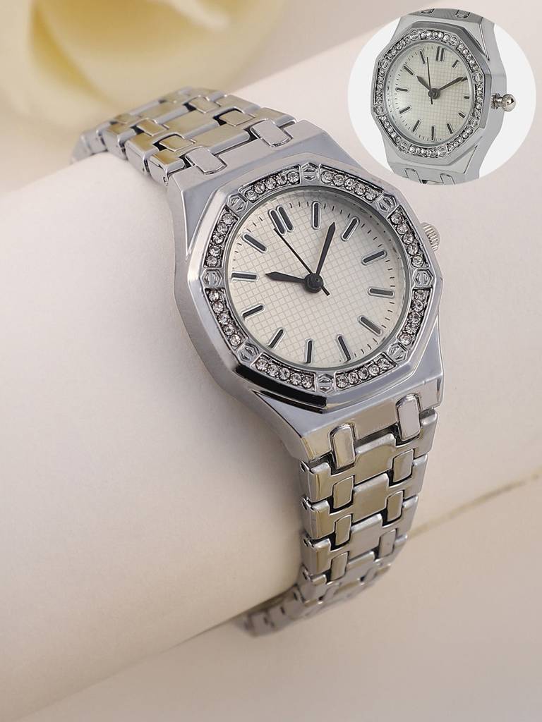 The Aetheria Cushion Watch : HSWC1338