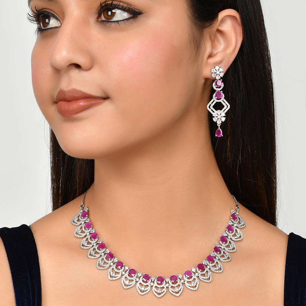 Cz Elegance Purple Stone Silver Necklace Set : 8905124477955