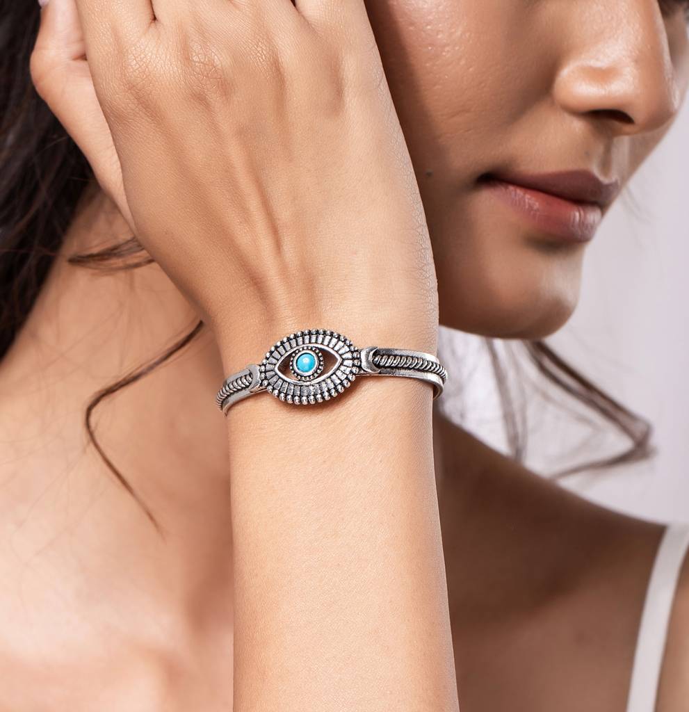 Boho Tribe Wanderer'S Eye Turquoise Oxidised Cuff Bangle : 8905124560053