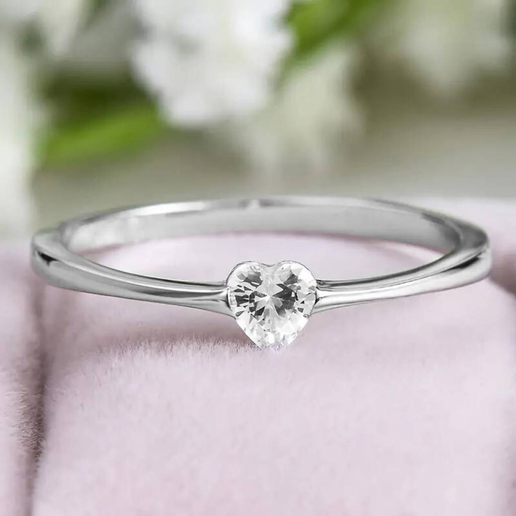 Silver Plated Crystal Solitaire Heart Shaped Finger Ring Fancy Anniversary & Engagement Jewellery Gift For Women &  : PX9R3012