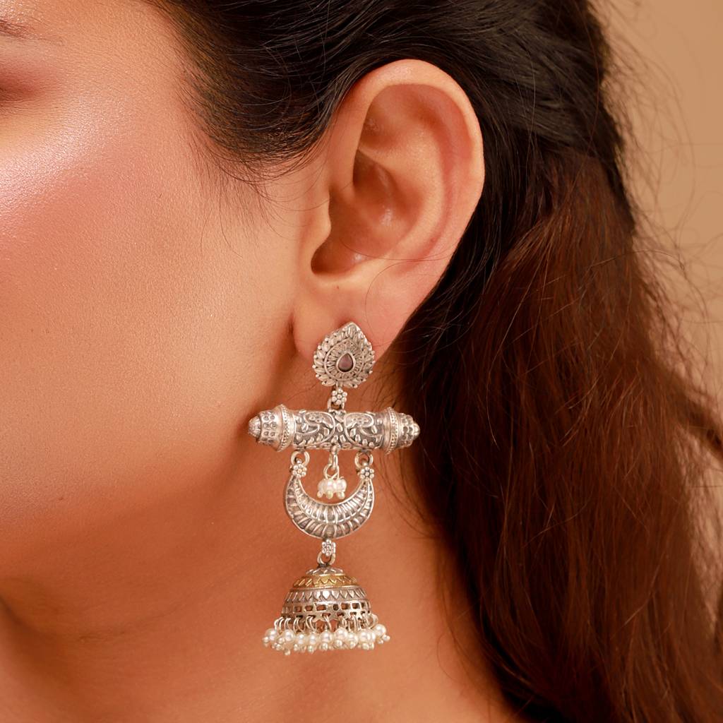 Antique Elegance Crescent Jhumki : 8905124582673