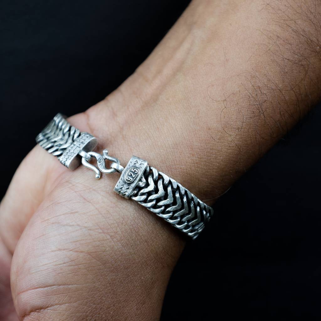 Victory Strap Silver Bracelet : ZV-BRC-VSS-020