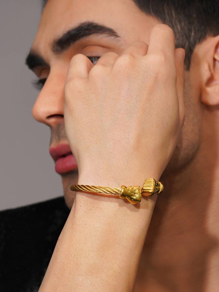 18K Gold-Plated Skull Cuff Waterproof Steel Bracelet : AN-LJ-GO-0012-DB-M