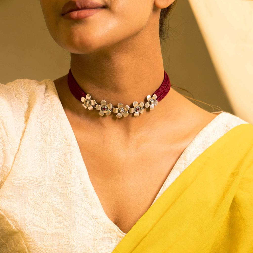 Adya Flora Bloom Dori Choker : SN6228