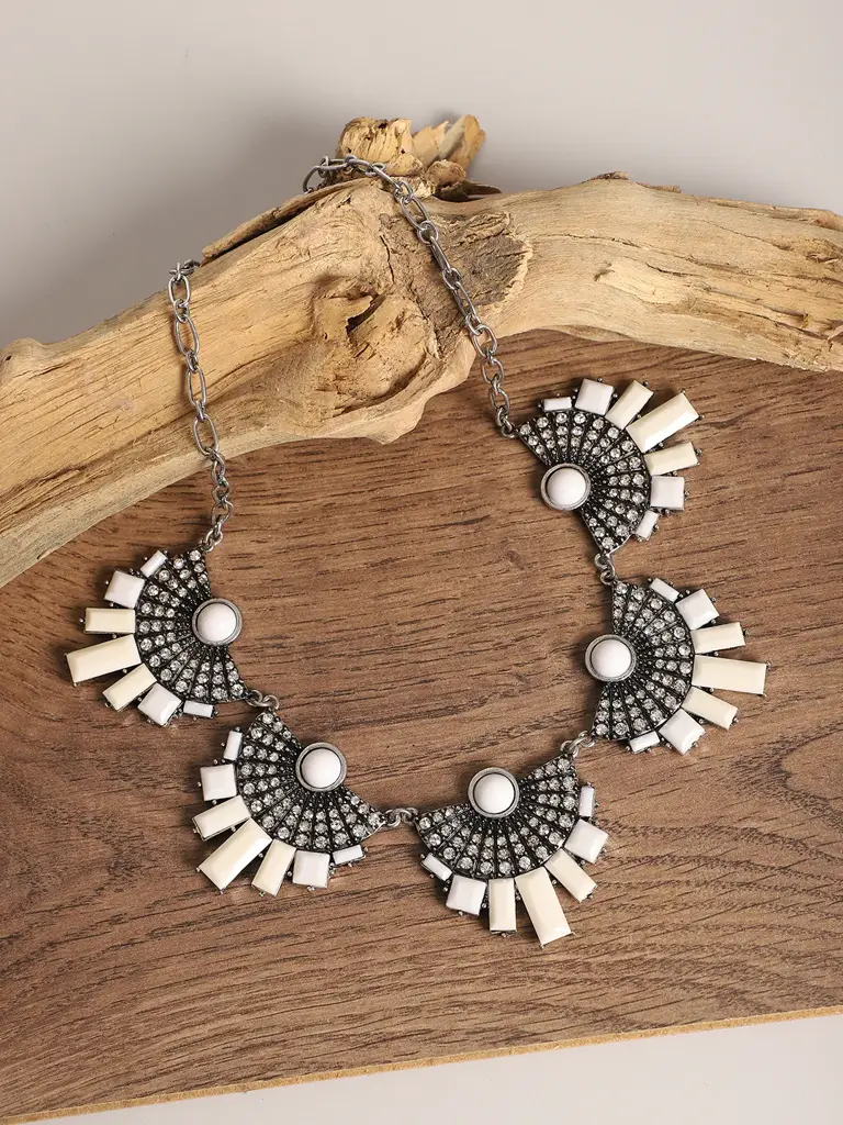 Caprice-White Artificial Stones Necklace : SOHNCK3626