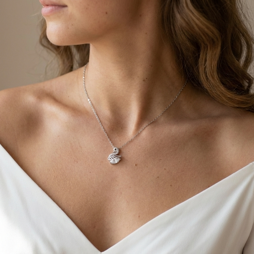 925 Sterling Silver Graceful Swan Pendant Necklace –  Skin Friendly & Anti-Tarnish, Lovely Gift For Women : P7