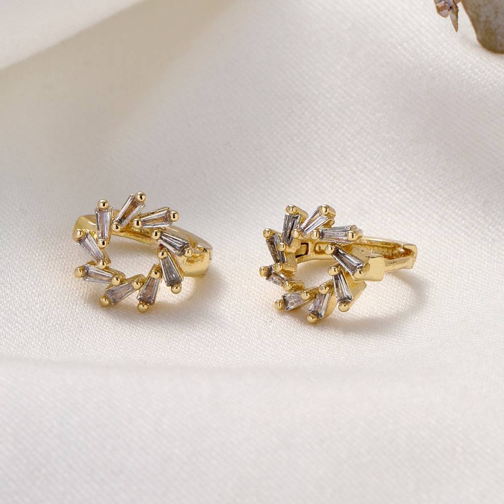 Chandrika Vrit Earrings : ES14573-G