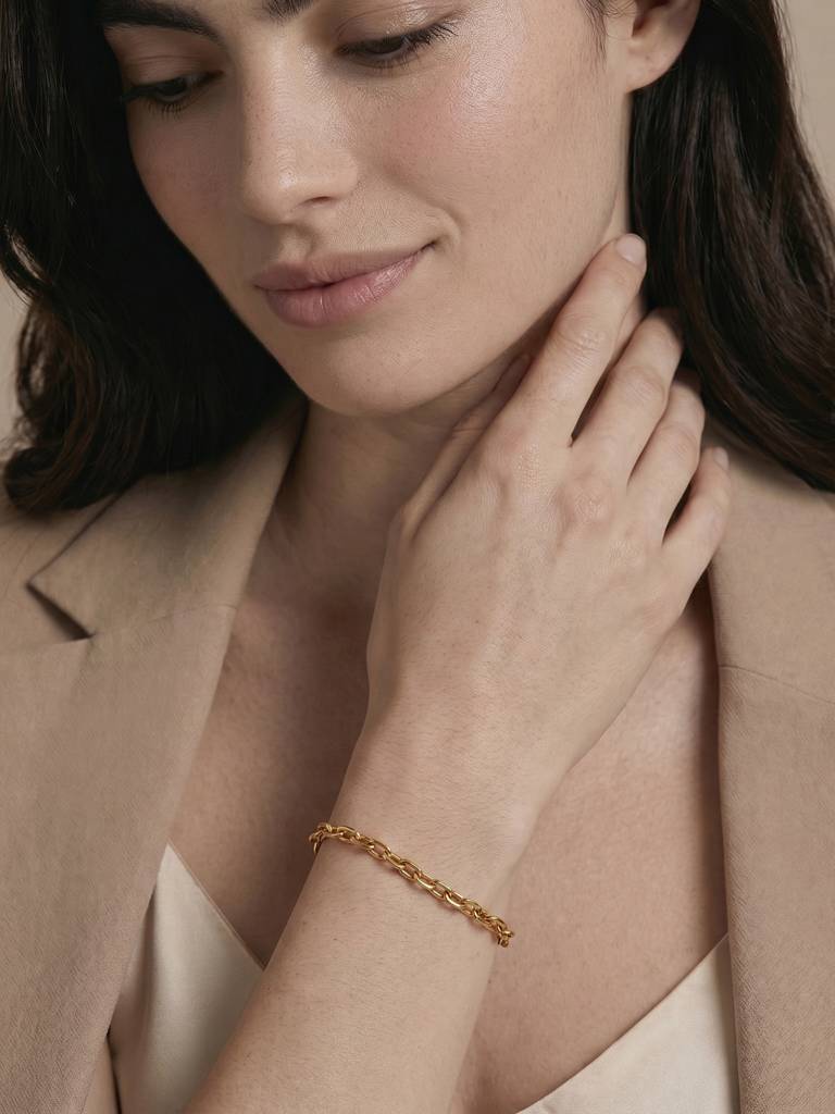 Lustre Braided Chain Bracelet For Women - Waterproof & Anti-Tarnish : BR1067