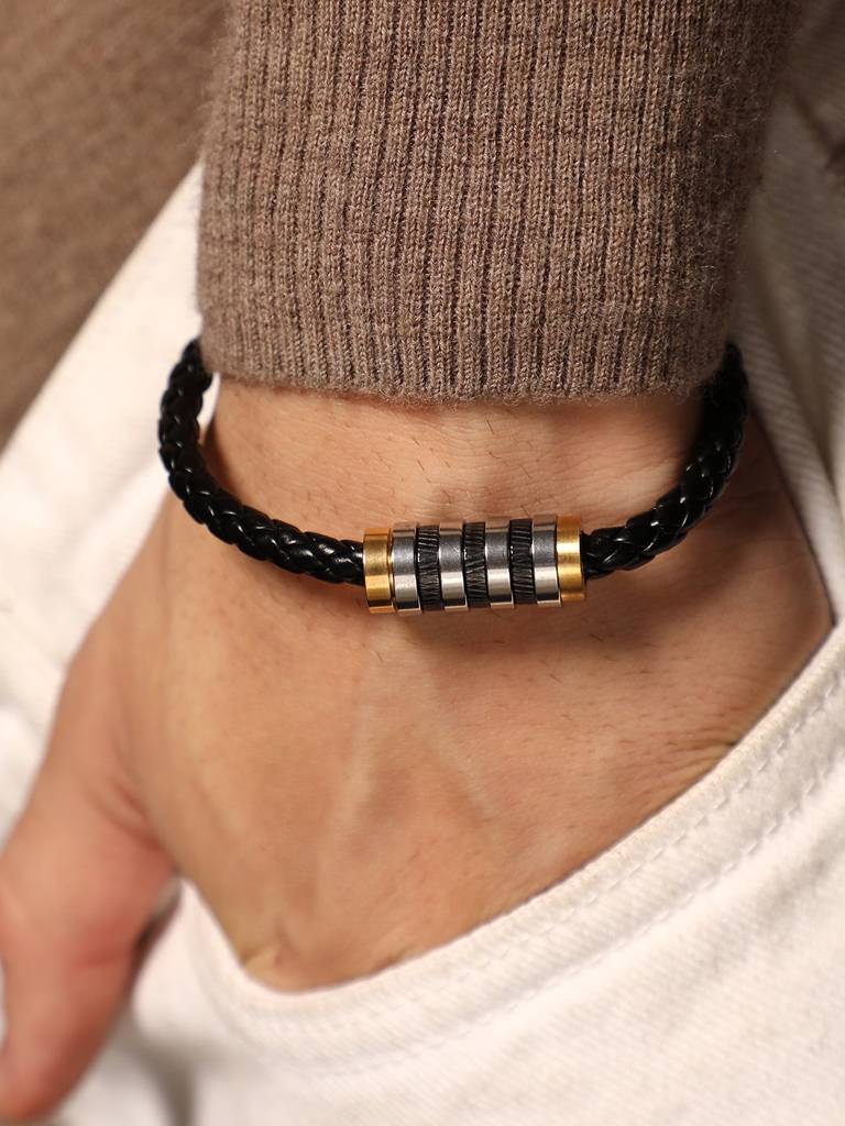 Men'S The Braided Leather Bracelet - Onyx Black : FABR1124