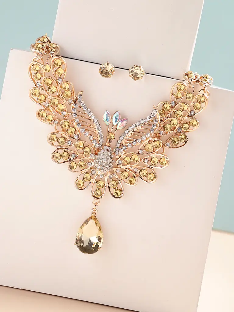 Ariana-Silver Plated Designer Stone Necklace And Earring Set : SOHNCK7116