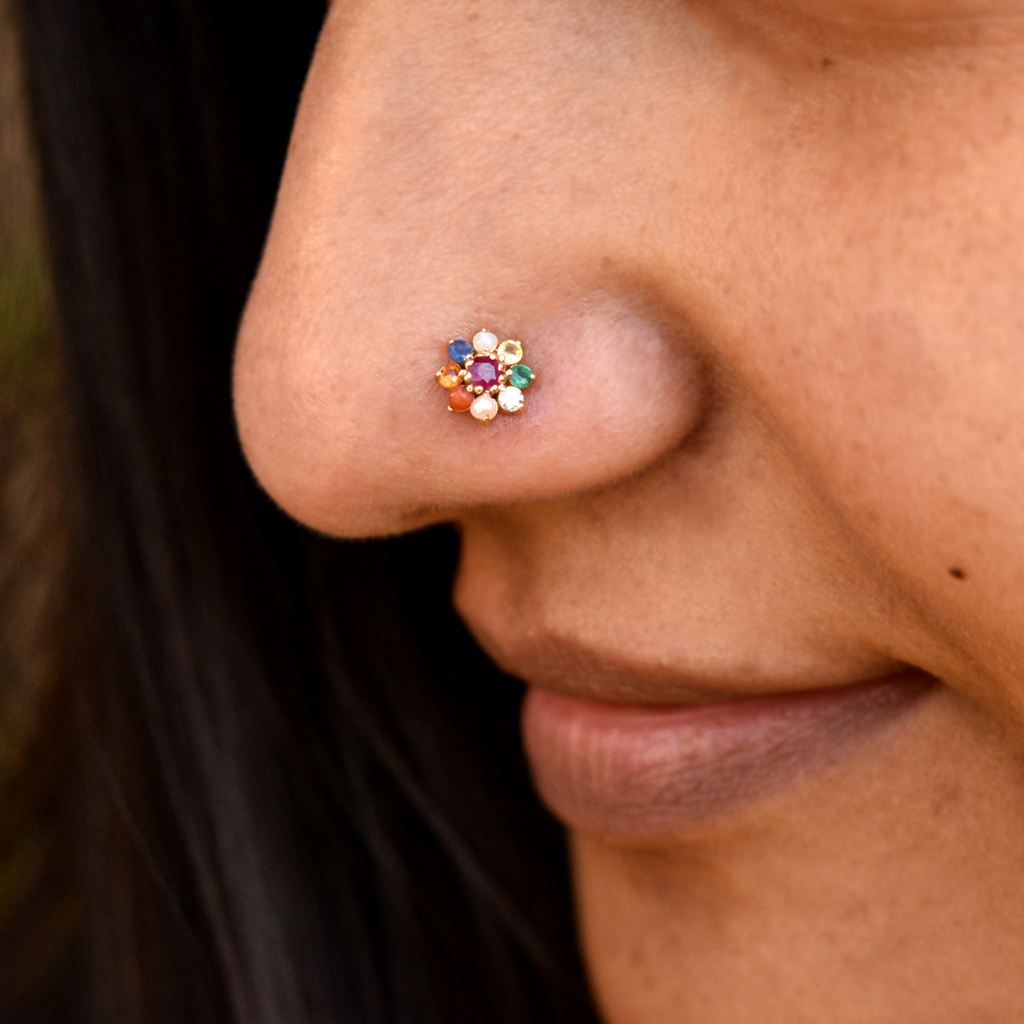 Navrtra Nose Pin In 14K Yellow Gold C Wire : NP540-14Y-C-S