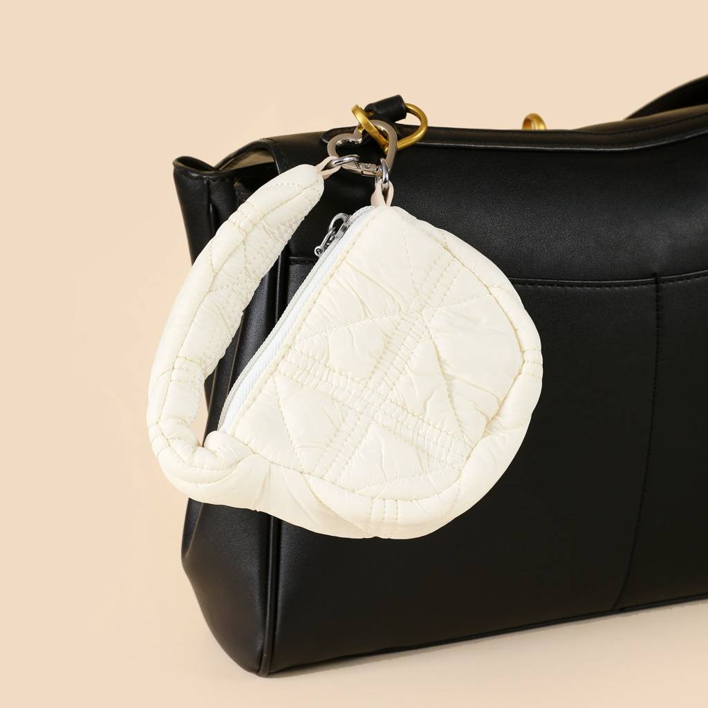 Mini Quilted Puff Bag Charm : C-BG-0091-WH