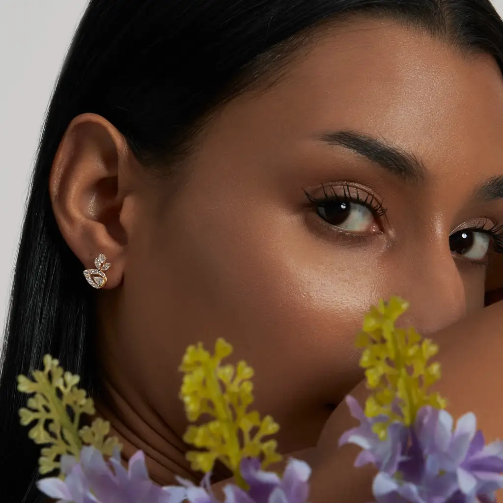 Cascade Petal Diamond Earrings : 925YellowZNE51F0