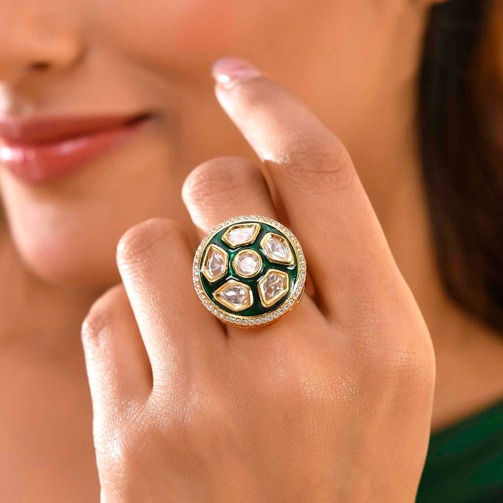 Kundan Elegance Queen Tara Green Ring : 8905124540307