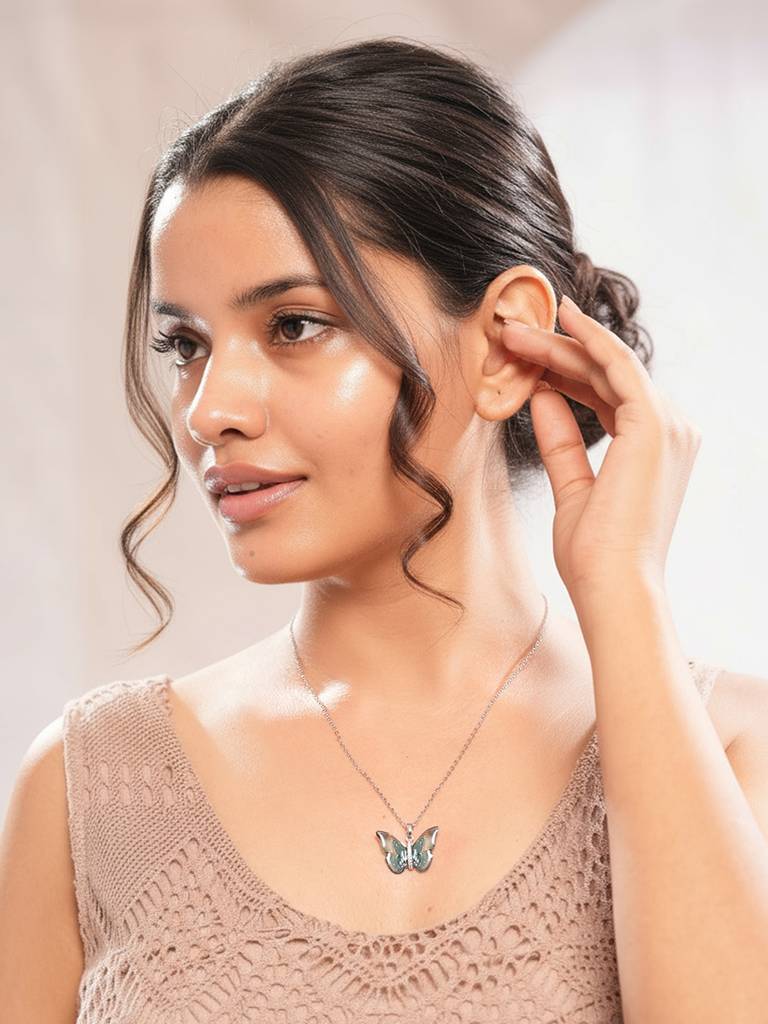 Azure Wing Pendant : Z-BF-NL-07