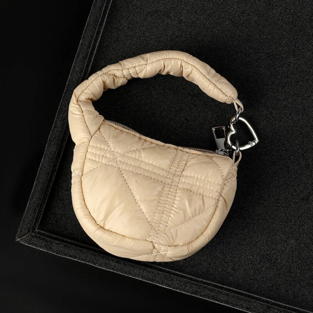 Mini Quilted Puff Bag Charm : C-BG-0091-LWH
